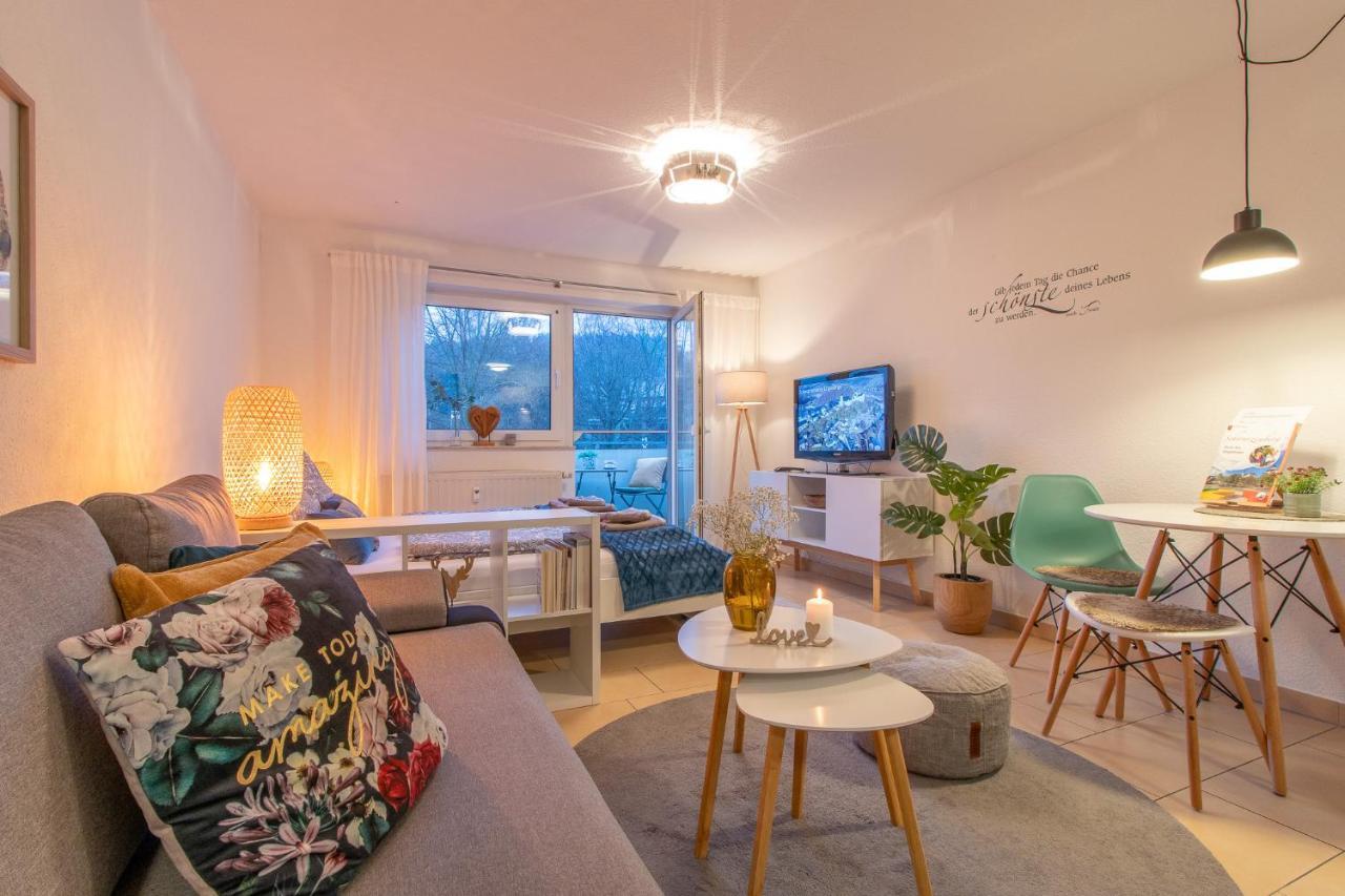 Modernes Apartment Im Gruenen I Balkon I Wlan I Stellplatz Schwarzenberg  Exterior foto